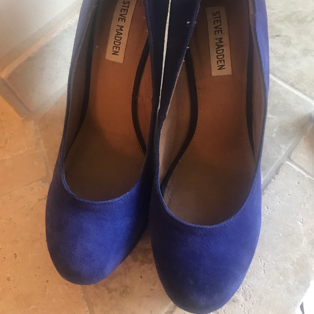 Steve Madden Royal Blue Wedges